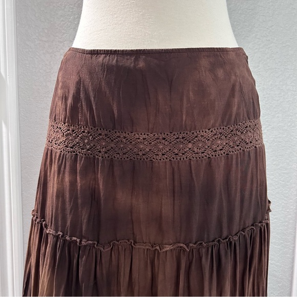 Tribal Crinkle Tie Dye Maxi Skirt - Picture 4 of 11